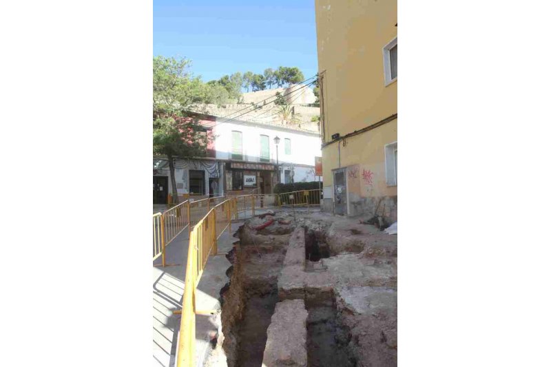 Hallan en Dnia restos de una hospedera de la Taifa de Dnia y una inscripcin romana junto a la calle La Mar
